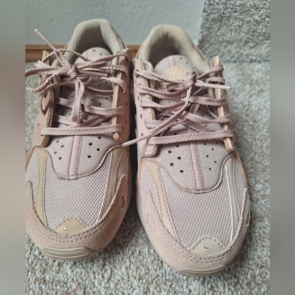 Nike Air Huarache Wheat/Tan Lace Up Sneakers Mens Size 5.5 main image 6
